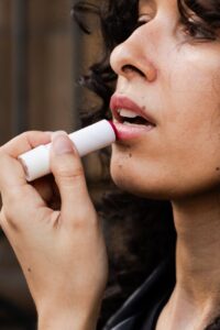 Como Montar uma Rotina de Skincare Eficaz para o Clima Brasileiro