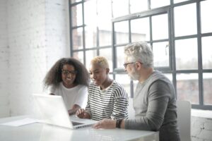 Descubra os Cortes de Cabelo em Alta para 2026